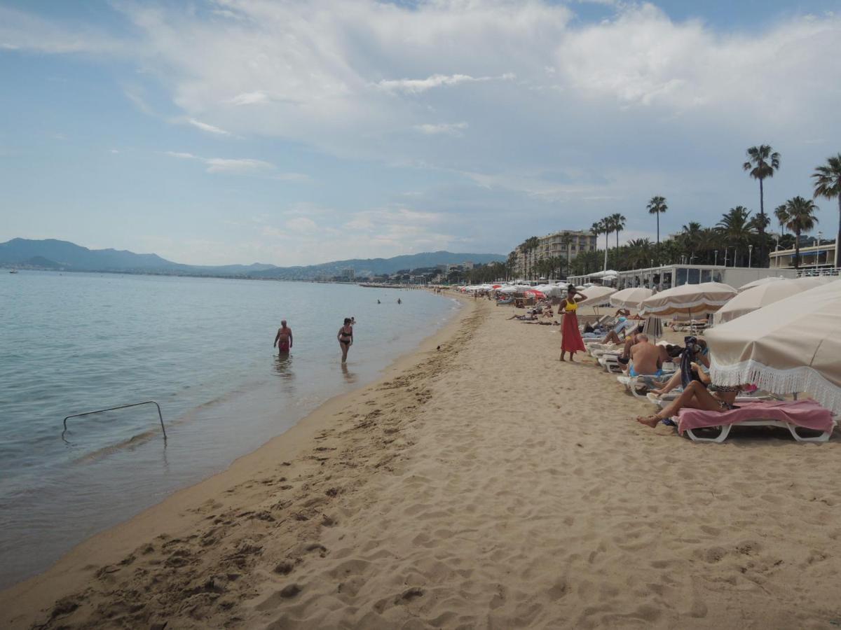 Luxury Family 2Br - Prime Location, Walk To Beach & Shopping, Sunny Balcony - Totolulu Cannes Hoche Exteriér fotografie